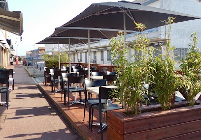 Eat And Juice, Restaurant à Lacanau