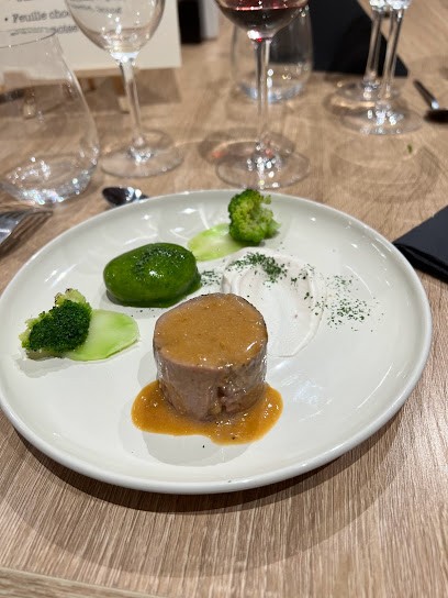 La Grange Concept, Restaurant à Saint-Barthélemy-Lestra