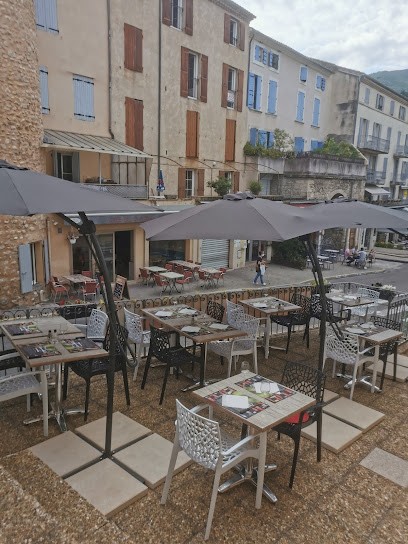 La Tour, Restaurant à Nyons