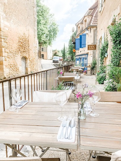 DIX Restaurant & Chambres D'Hôtes, Sainte-Alvére, Dordogne, Restaurant à Limeuil