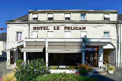 Logis Hôtel Restaurant Traiteur Le Pélican, Restaurant à Vernantes
