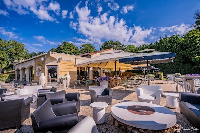 Domaine De La Grange Aux Ormes, Restaurant à Marly