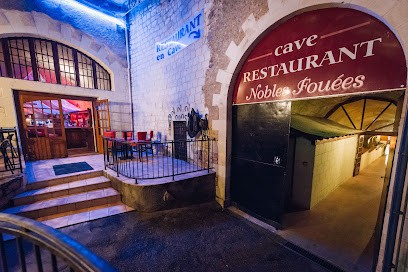 Les Nobles Fouées, Restaurant à Saumur
