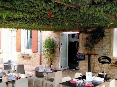 La Maison De L'Olivier, Restaurant à Loyettes