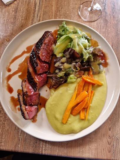 La Poule de Vaux, Restaurant à Fouchères