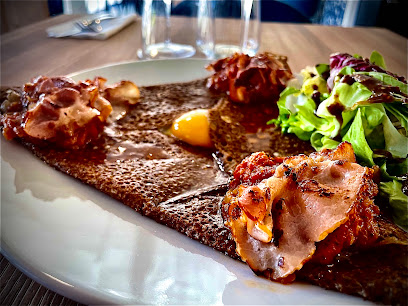 L'atelier Bonaparte Crêperie Restaurant à Colpo