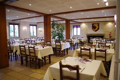 Auberge les Trabuches, Restaurant à Saint-Romain-le-Puy