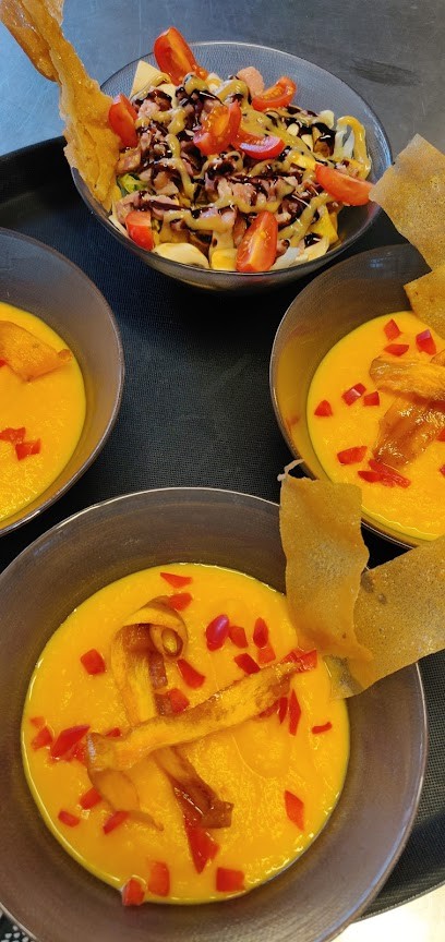 Le Tono Du Village, Restaurant à Saint-Laurent-sur-Oust