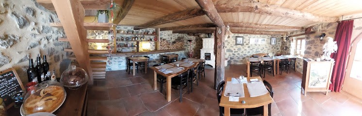 Le Petit Café D’hiver De La Joutru, Restaurant à Saint-Chaffrey