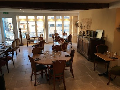 Les Passantes, Restaurant à Saint-Sauveur-en-Puisaye