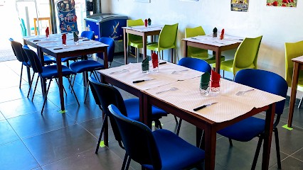 Cantine Di Napolital - Gianni, Restaurant à Peyrolles-en-Provence