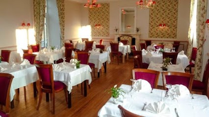 Auberge de l'Ecureuil, Restaurant à Saint-Arnoult-en-Yvelines