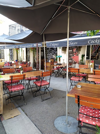 Brasserie La Fontaine, Restaurant à Saintes-Maries-de-la-Mer