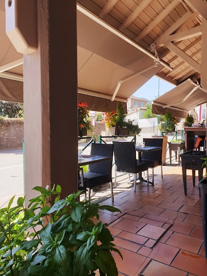 Restaurant Louis Le Touristique, Restaurant à Saint-Fortunat-sur-Eyrieux