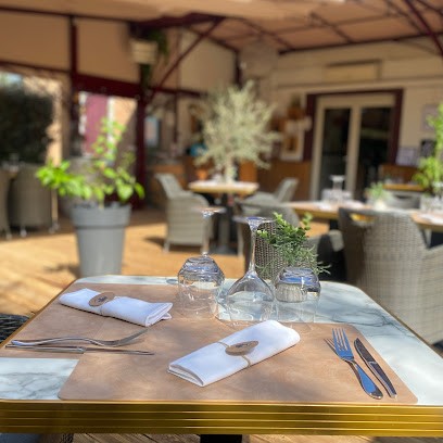 La Terrasse D’Olivier - Restaurant Bistronomique - Epicerie Fine, Restaurant à La Bastidonne