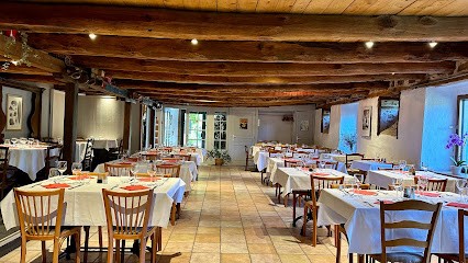 La Grange Aux Fleurs à Sarran, Champs-sur-Tarentaine, Restaurant à Champs-sur-Tarentaine-Marchal