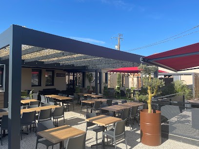 J L M Le Loup Blanc, Restaurant aux Herbiers