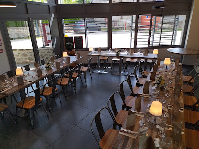 Le Saint Louis, Restaurant à Vebret