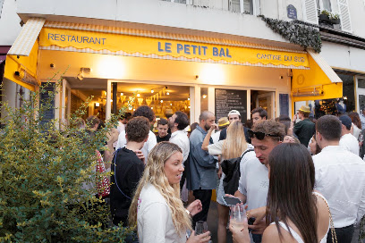 Le Petit Bal Martyrs Restaurant à Paris 09
