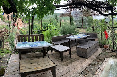 L 'Estival, Restaurant à Millau