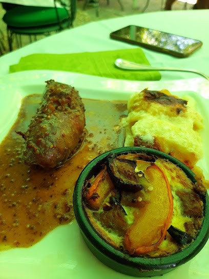 Les 4 Saisons, Restaurant à Saulcet