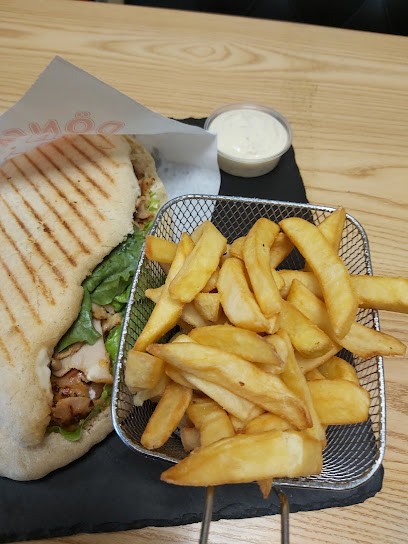 La Villa Pizzeria, Restaurant à Vervins