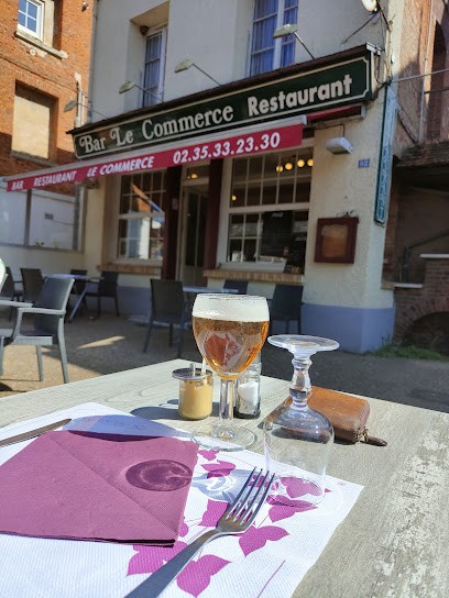 Bar Le Commerce Restaurant, Restaurant à Clères