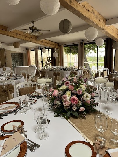 Le Relais Imperial, Restaurant à Saint-Vallier-de-Thiey