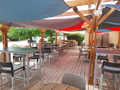 Le Bouillon Du Clos Restaurant à Bram