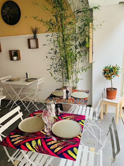 Croque & Nous, Restaurant aux Vans