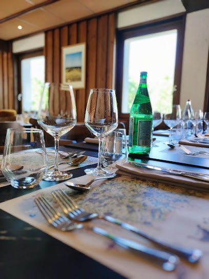 La Garinière, Restaurant à Saint-Quentin-en-Tourmont