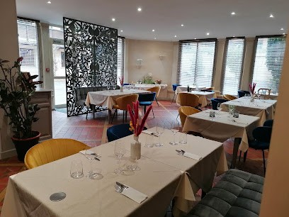 Logis Le Soleil D'or, Restaurant à Montigny-la-Resle