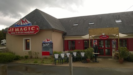 Le Magic, Restaurant à La Fontaine-Saint-Martin