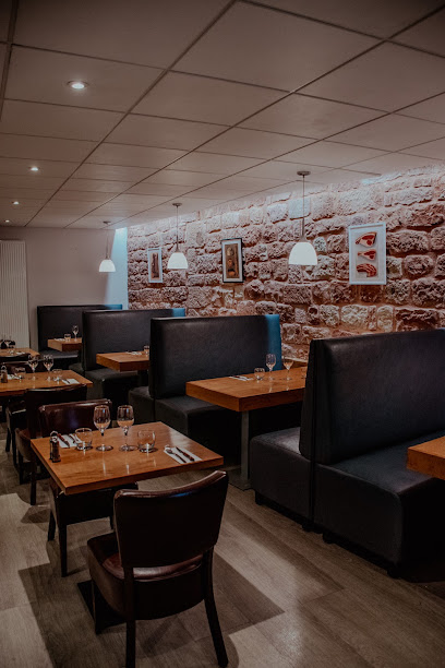 Pitchou Grill & Bar Restaurant à Marcillac-Vallon
