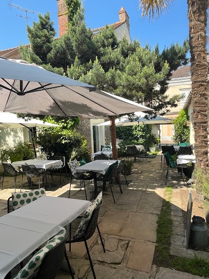 Entre Les Deux, Restaurant à Mennecy