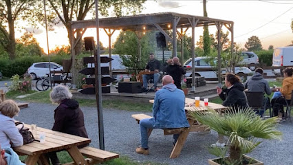 La Cale Sauvage - Guinguette ( Bar / Restaurant / Concerts - Ouvert À Tous) Restaurant à Frossay
