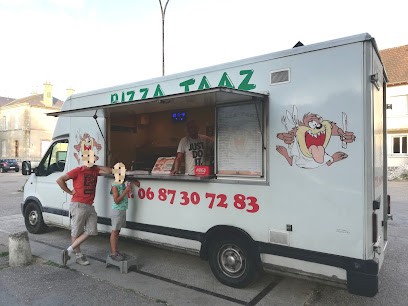 Pizza Taaz, Restaurant à Souvigny