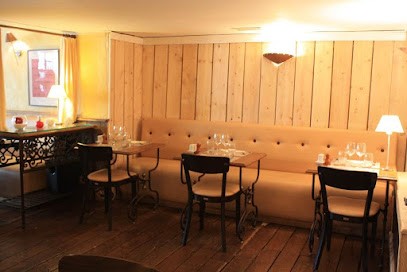 Restaurant La Place, Restaurant à Montfort-l'Amaury