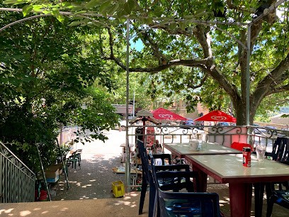 Bistrot de la place, Restaurant à Rustrel