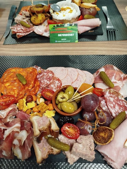 On Off Café, Restaurant à Lamagistère