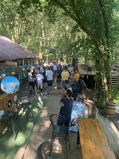 les sales gosses de gisele, Restaurant à Église-Neuve-de-Vergt