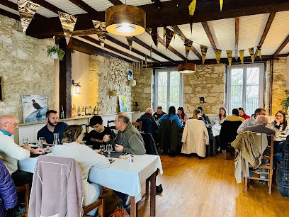 Les Bouchées Doubles, Restaurant à La Sauvetat