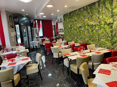 Le Cardinal Restaurant à Suresnes