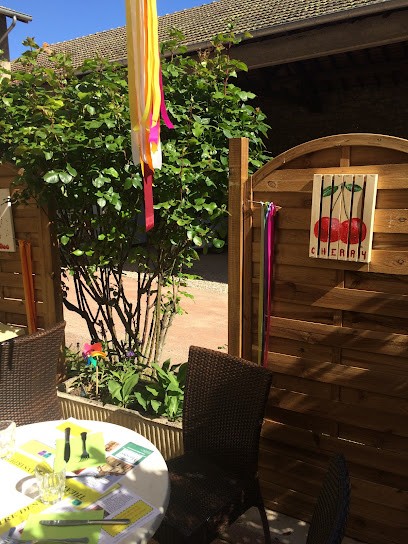 Hôtel de la poste, Restaurant à Saint-Symphorien-de-Lay