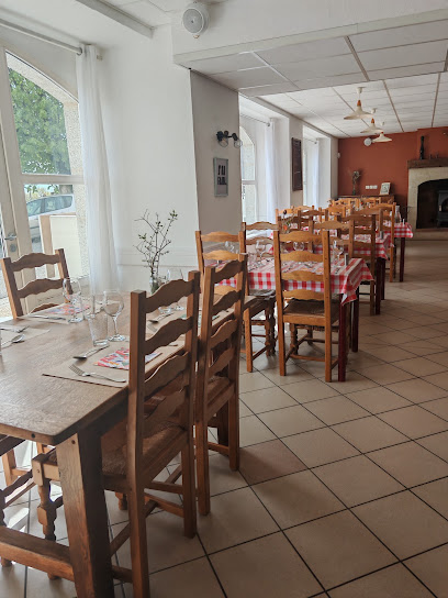 Auberge L'horizon ( La Bastide D'olt ) Restaurant à Golinhac