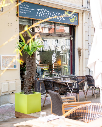 La Théothèque - Coffee & Tea Shop - Brunch & Lunch Break - Boutique - Epicerie Gourmande Restaurant à Aix-les-Bains