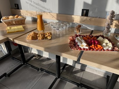 O Ptit Resto, Restaurant à Avanne-Aveney