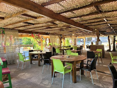 Paillote Andrea, Restaurant à Tavaco