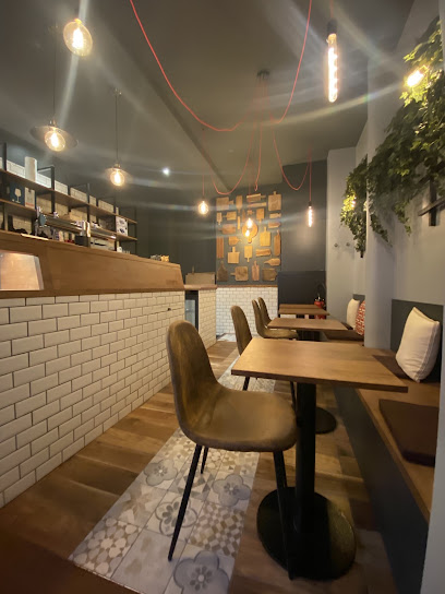 Le 17.45 Asnières-Sur-Seine - Planches À Composer Restaurant à Asnières-sur-Seine