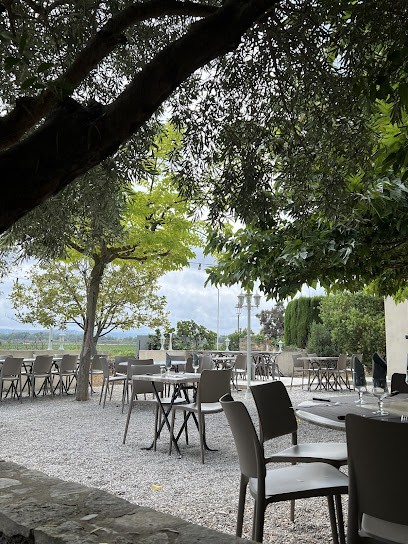La Grillade De Lou Mercat, Restaurant à Roubia
